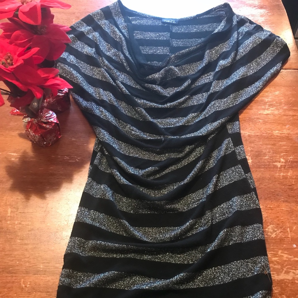 Rue21 deep plunge black and silver mini dress